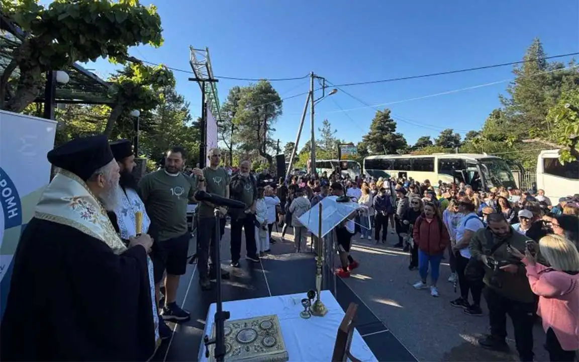 2000 Πεζοπόροι Προσκυνητές στον Όσιο Ιωάννη τον Ρώσο
