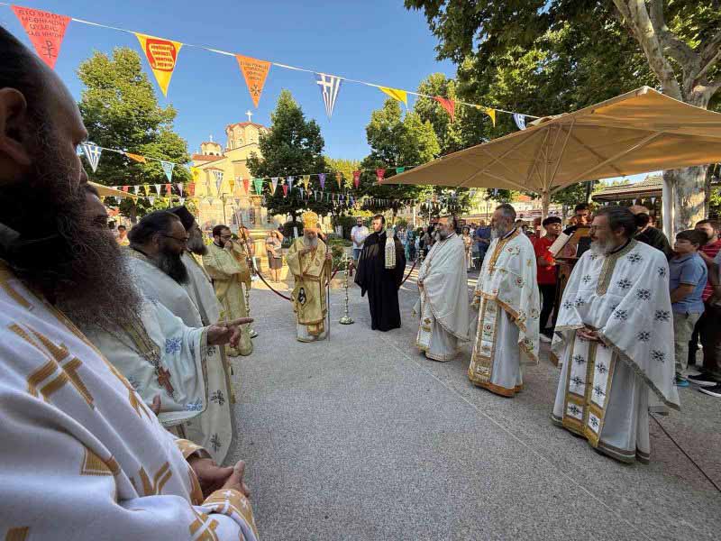 Μεγάλη Συρροή Κλήρου και Λαού για τον Όσιο Παΐσιο στο Ιερό Προσκύνημα του Οσίου Ιωάννου του Ρώσσου στο Ν. Προκόπι Μεγάλη Συρροή Κλήρου και Λαού για τον Όσιο Παΐσιο στο Ιερό Προσκύνημα του Οσίου Ιωάννου του Ρώσσου στο Ν. Προκόπι