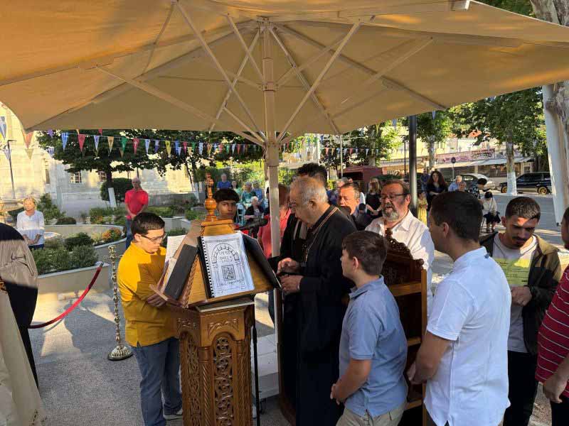 Μεγάλη Συρροή Κλήρου και Λαού για τον Όσιο Παΐσιο στο Ιερό Προσκύνημα του Οσίου Ιωάννου του Ρώσσου στο Ν. Προκόπι Μεγάλη Συρροή Κλήρου και Λαού για τον Όσιο Παΐσιο στο Ιερό Προσκύνημα του Οσίου Ιωάννου του Ρώσσου στο Ν. Προκόπι