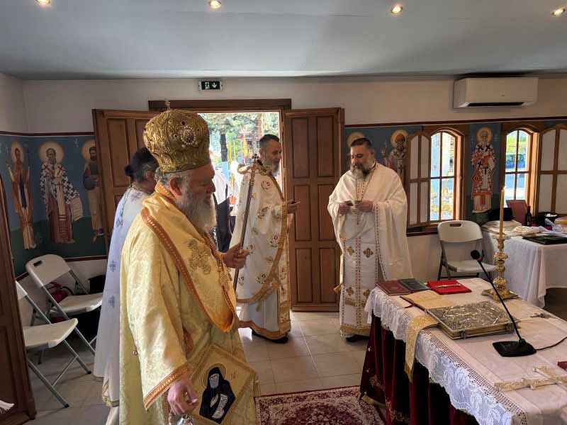 Μεγάλη Συρροή Κλήρου και Λαού για τον Όσιο Παΐσιο στο Ιερό Προσκύνημα του Οσίου Ιωάννου του Ρώσσου στο Ν. Προκόπι Μεγάλη Συρροή Κλήρου και Λαού για τον Όσιο Παΐσιο στο Ιερό Προσκύνημα του Οσίου Ιωάννου του Ρώσσου στο Ν. Προκόπι