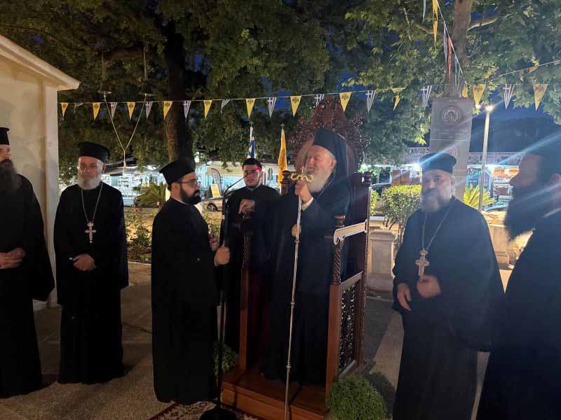 Μεγάλη Συρροή Κλήρου και Λαού για τον Όσιο Παΐσιο στο Ιερό Προσκύνημα του Οσίου Ιωάννου του Ρώσσου στο Ν. Προκόπι Μεγάλη Συρροή Κλήρου και Λαού για τον Όσιο Παΐσιο στο Ιερό Προσκύνημα του Οσίου Ιωάννου του Ρώσσου στο Ν. Προκόπι