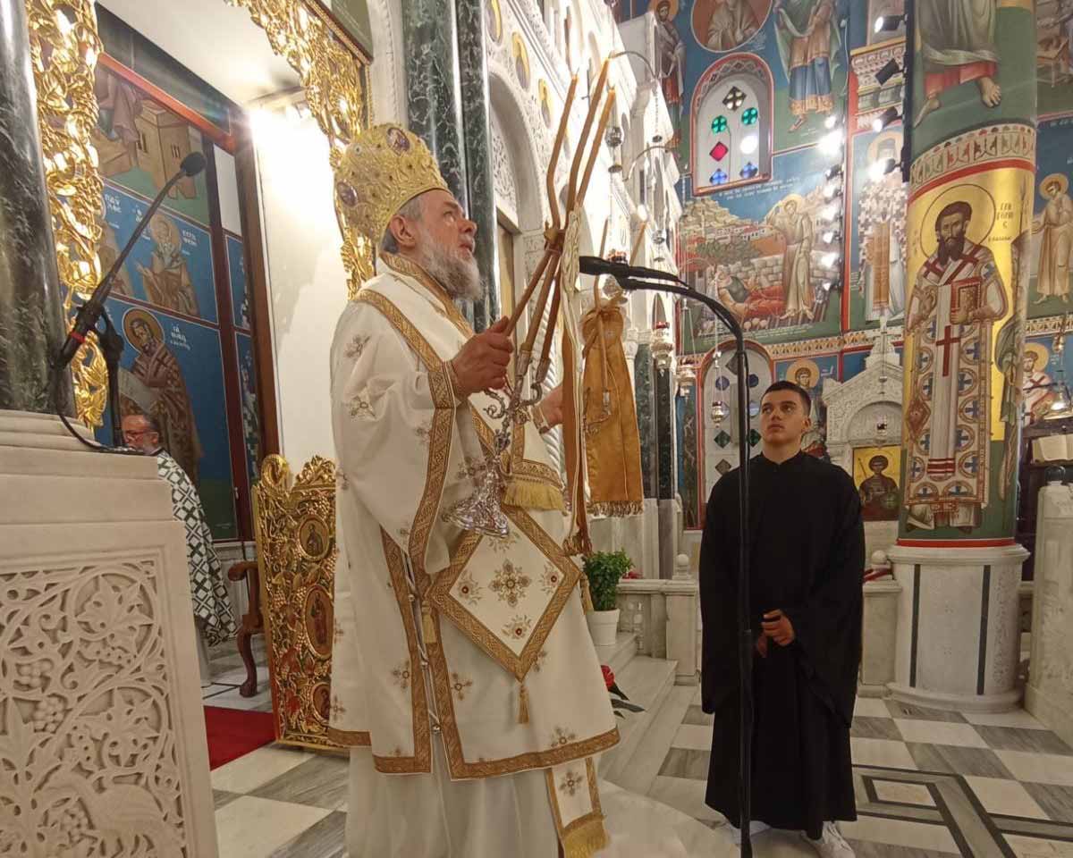 Όμιλος Προσκυνητών απο την Ι. Μητρόπολη Γόρτυνος στην Ι. Μητρόπολη Χαλκίδος Όμιλος Προσκυνητών απο την Ι. Μητρόπολη Γόρτυνος στην Ι. Μητρόπολη Χαλκίδος