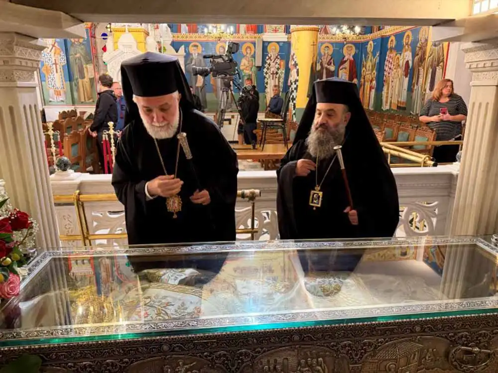 Κυριακή της Πεντηκοστής στο Ιερό Προσκύνημα του Οσίου Ιωάννου του Ρώσσου στο Προκόπι Ευβοίας Κυριακή της Πεντηκοστής στο Ιερό Προσκύνημα του Οσίου Ιωάννου του Ρώσσου στο Προκόπι Ευβοίας