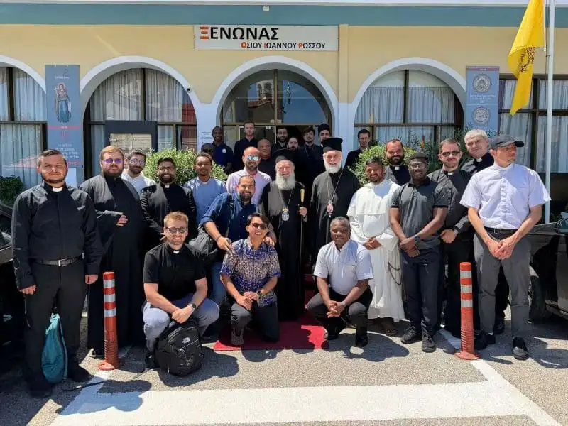 Μεγάλη Συρροή Κλήρου και Λαού για τον Όσιο Παΐσιο στο Ιερό Προσκύνημα του Οσίου Ιωάννου του Ρώσσου στο Ν. Προκόπι Μεγάλη Συρροή Κλήρου και Λαού για τον Όσιο Παΐσιο στο Ιερό Προσκύνημα του Οσίου Ιωάννου του Ρώσσου στο Ν. Προκόπι