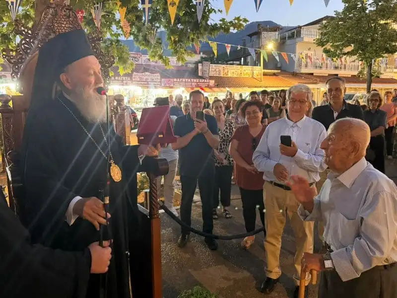 Μεγάλη Συρροή Κλήρου και Λαού για τον Όσιο Παΐσιο στο Ιερό Προσκύνημα του Οσίου Ιωάννου του Ρώσσου στο Ν. Προκόπι Μεγάλη Συρροή Κλήρου και Λαού για τον Όσιο Παΐσιο στο Ιερό Προσκύνημα του Οσίου Ιωάννου του Ρώσσου στο Ν. Προκόπι